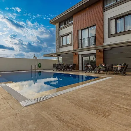 Palm Private Villas Вилла
