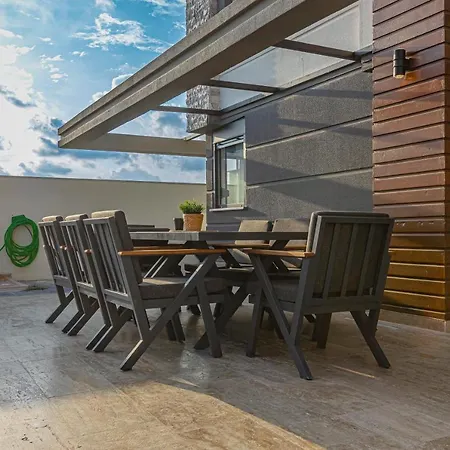 Вилла Palm Private Villas *