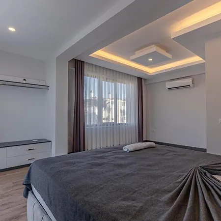 Palm Private Villas *